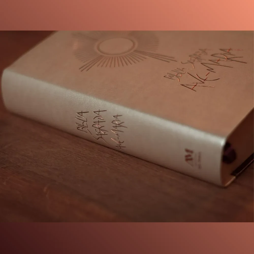 Bíblia Ave Maria Capa Eucaristia Frei Gilson